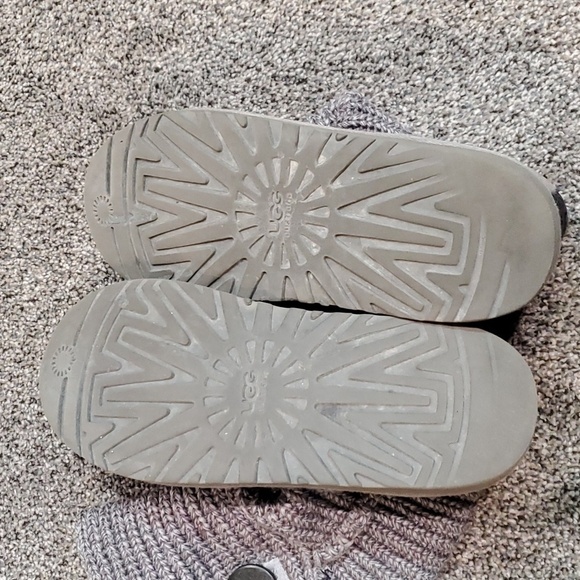 Ugg Australia Women 5649 Sweater Cardi Boots shoes sz 4 - Picture 3 of 9